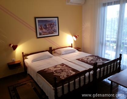 Apartment & rooms Janovic, private accommodation in city Budva, Montenegro