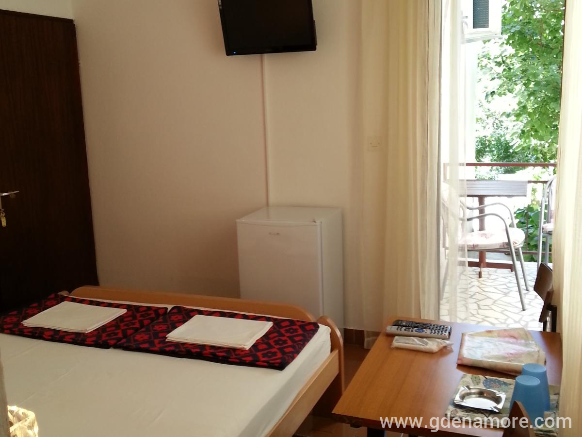 Apartment & rooms Janovic, privatni smeštaj u mestu Budva, Crna Gora