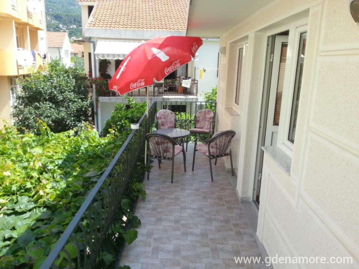 Apartment & rooms Janovic, privatni smeštaj u mestu Budva, Crna Gora